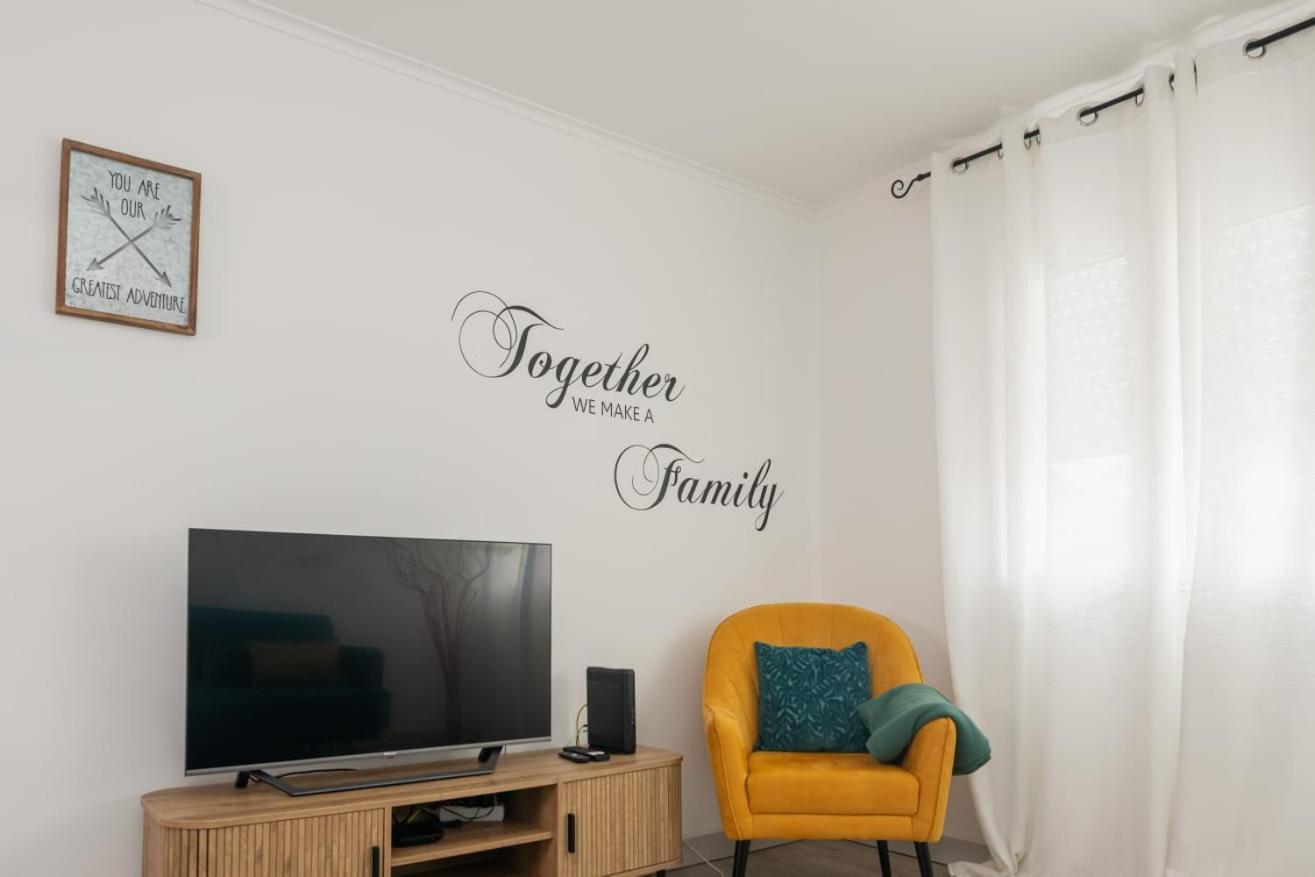 Family Friendly Azorean Apartment Ponta Delgada Dış mekan fotoğraf
